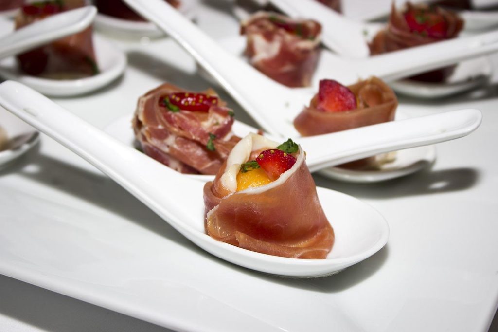 Professionele catering in Zaanstad met vers voedsel en service voor uw evenement