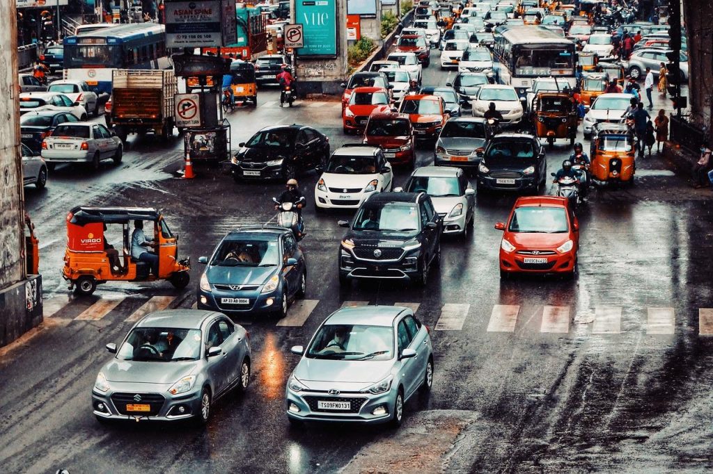 Buienradar Hengelo interface toont real-time regenradar en weersvoorspellingen voor lokale bewoners en weerenthousiastelingen