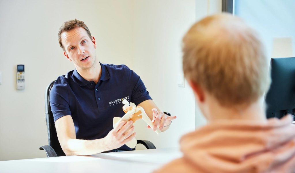 Fysiotherapie Sneek behandeling bij Daadkracht met professionele therapeut